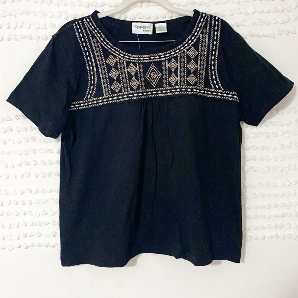 Shenanigans petite embroidered top extra large pxl